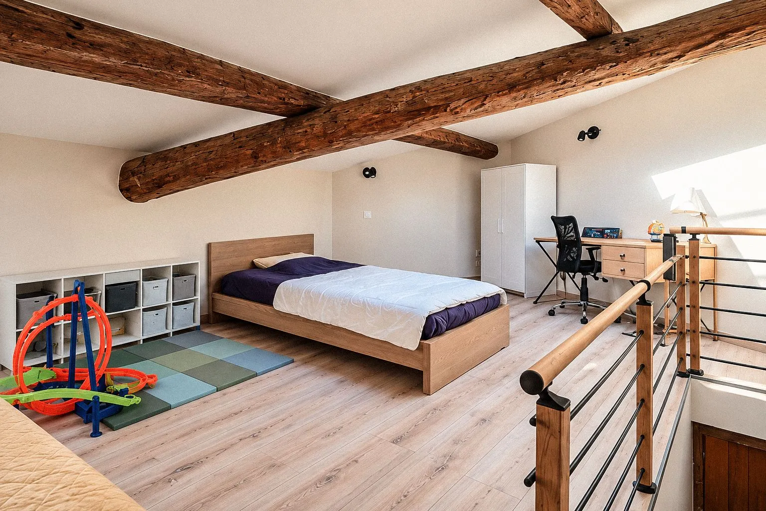 La nouvelle chambre sous les poutres conservées